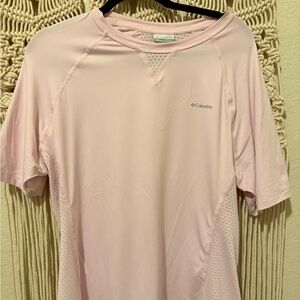 Columbia Women’s XL Omni-Wick Pink Mesh Panel Performance Training Shirt